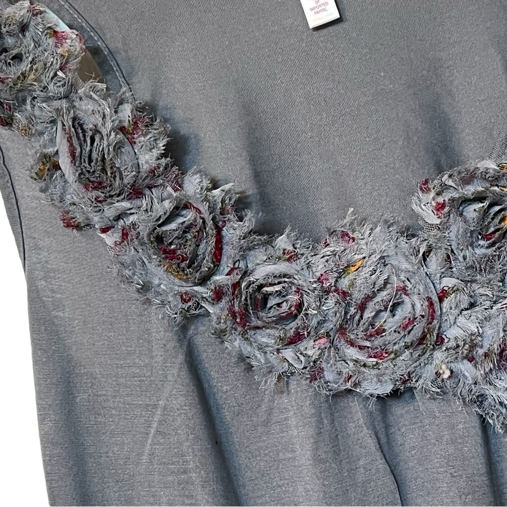 Grey Tank Top with Floral Neck line - Picture 4 of 7